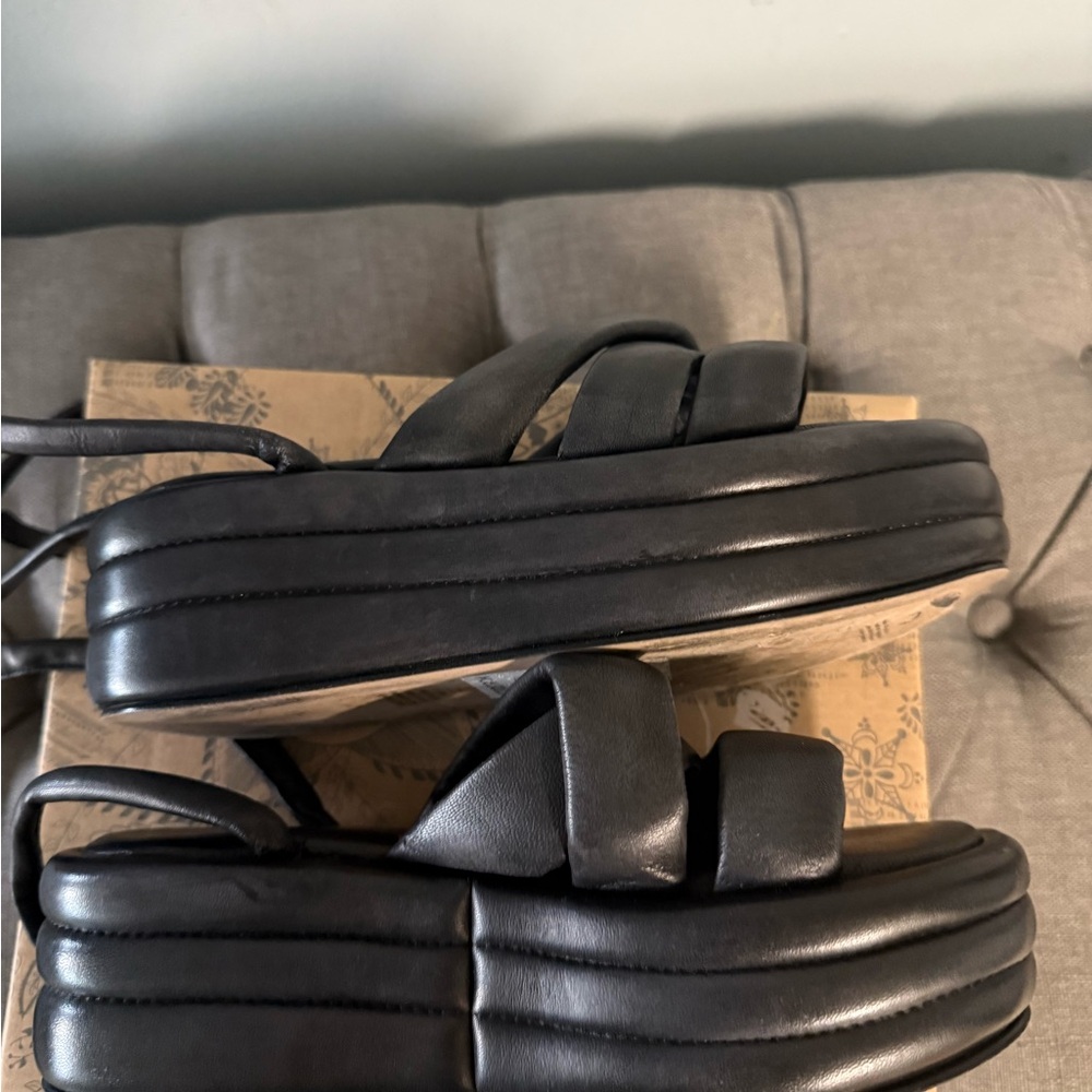 Free people  Black Strappy Platform Sandals